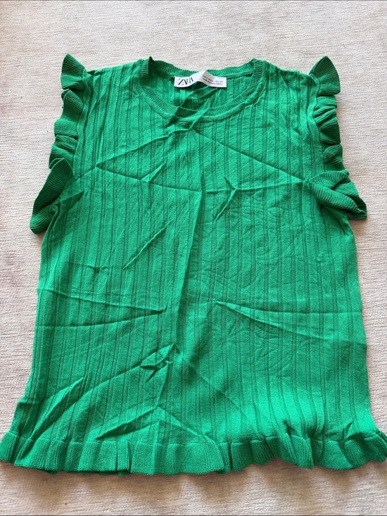 Zara Tops - Zara Emerald Knit Top Medium